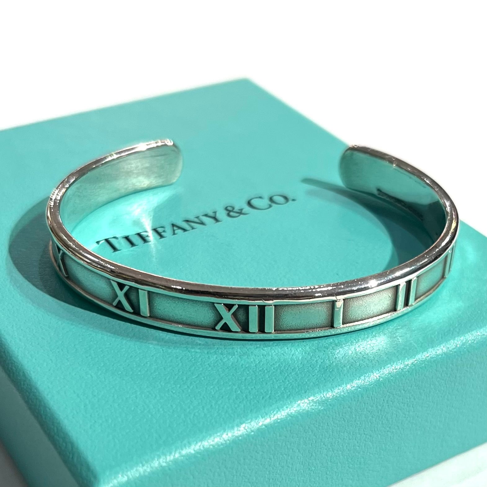 TIFFANY&CO】t1990 アトラス オープンバングル／シルバー925／洗練