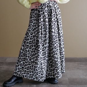 ★レオパードフレアスカート(オフホワイト×ブラック)