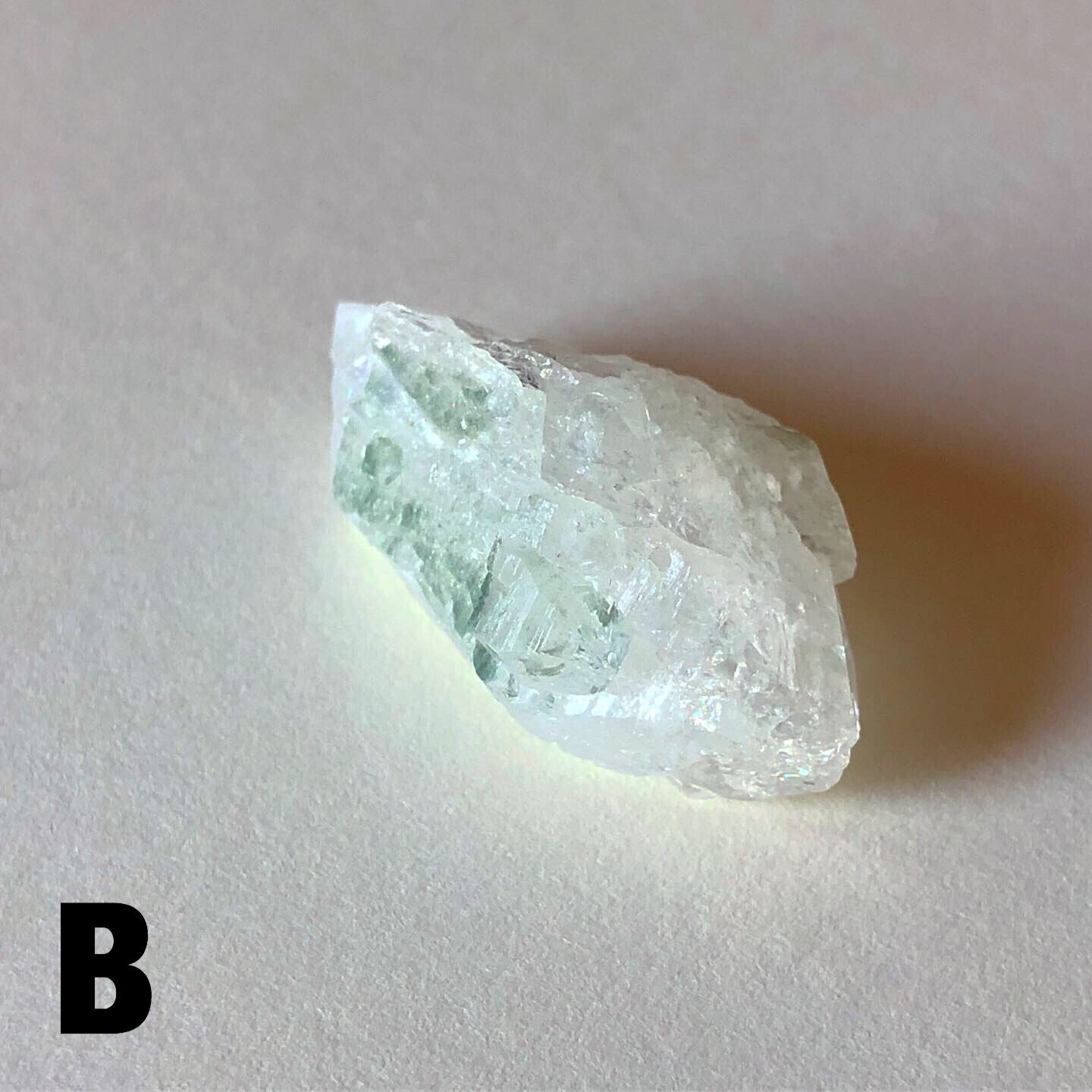 これで最後 】 秋田県荒川鉱山産 国産天然緑水晶ポイントのネックレス