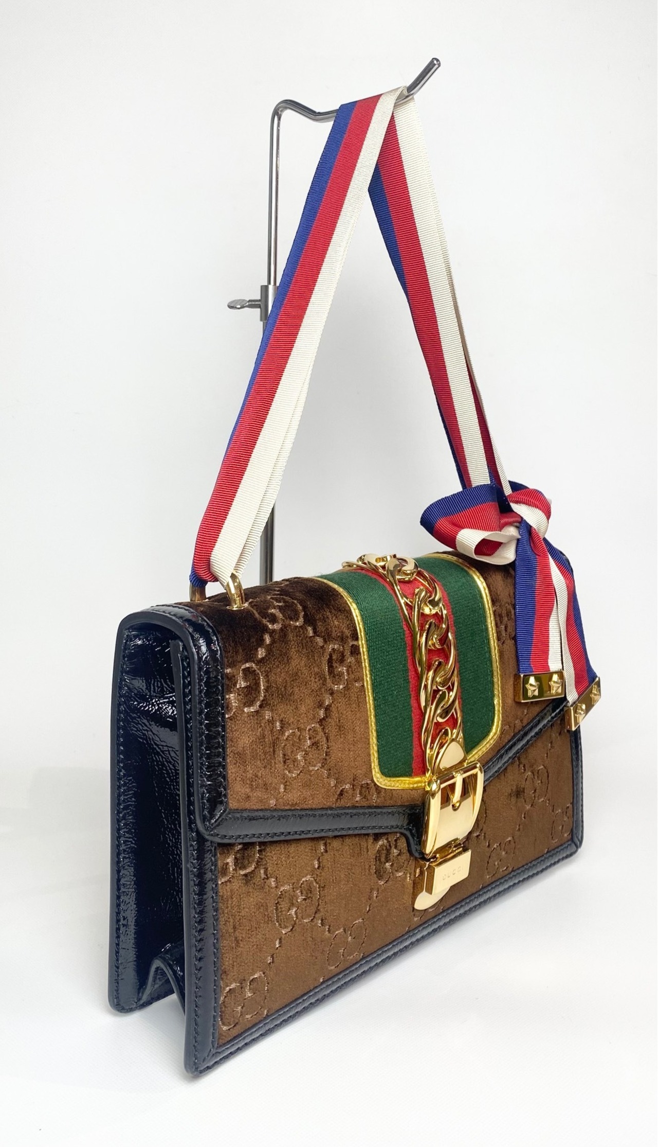 グッチ ショルダー バック レディース シルヴィ 524405 9JTEG 2068