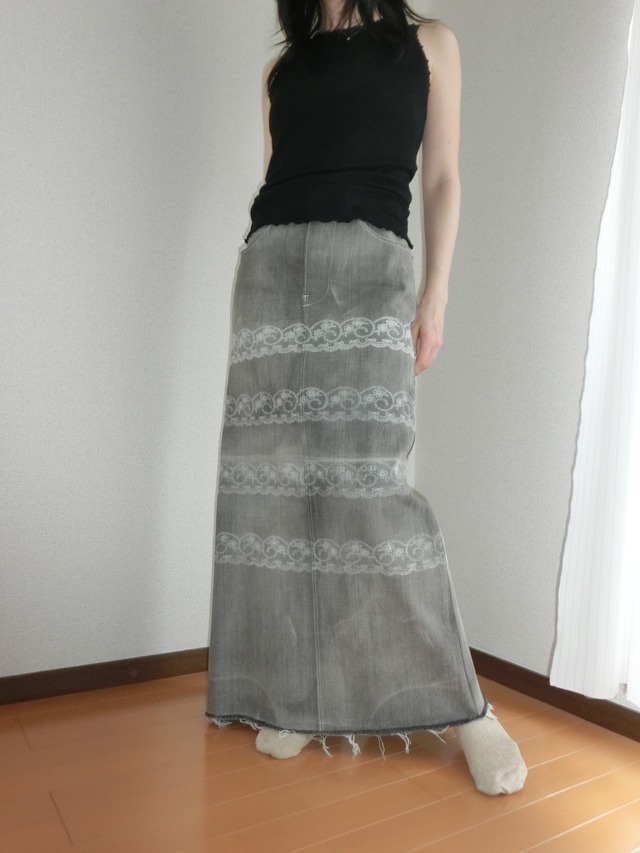 【one-of-a-kind】trace long skirt bleach black (back slit)