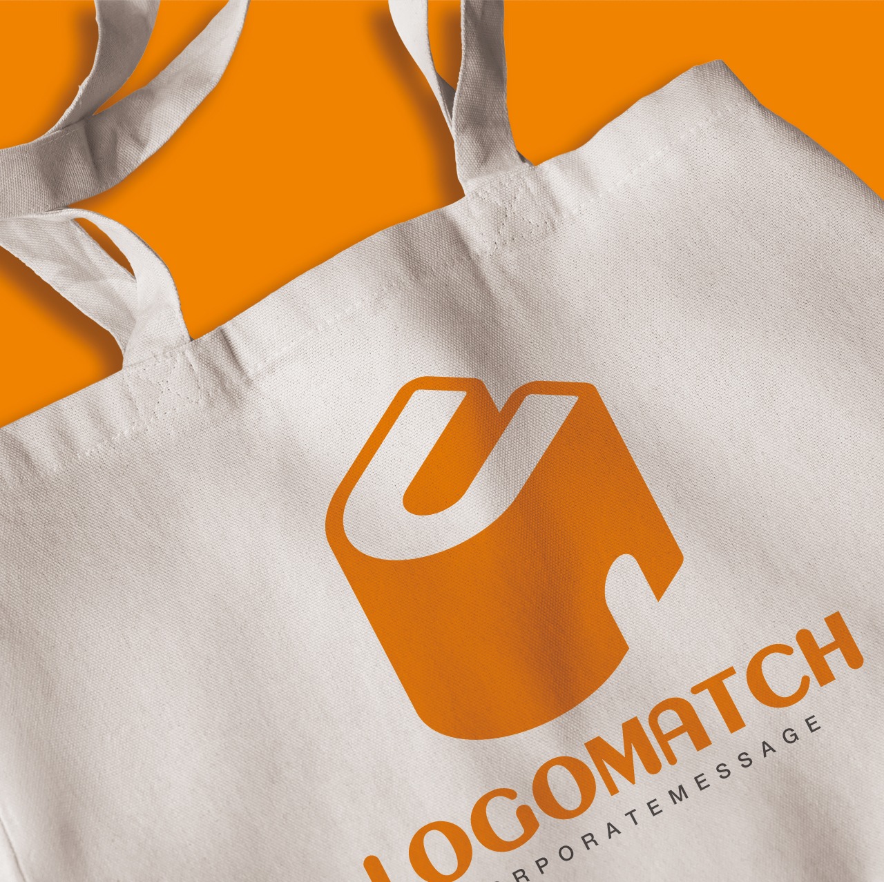 安心で包み込むUの家のロゴ