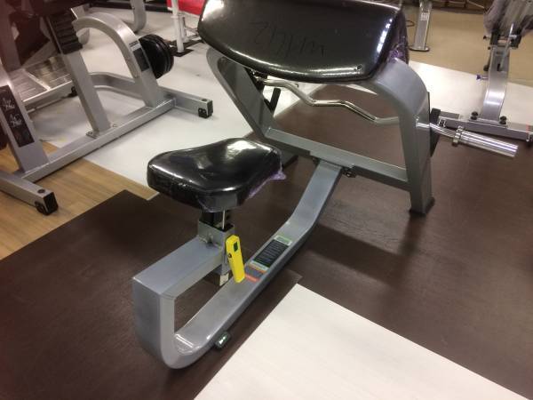 業務用 プリチャーカール台 頑強で使いやすい オールブラック | 筋トレ