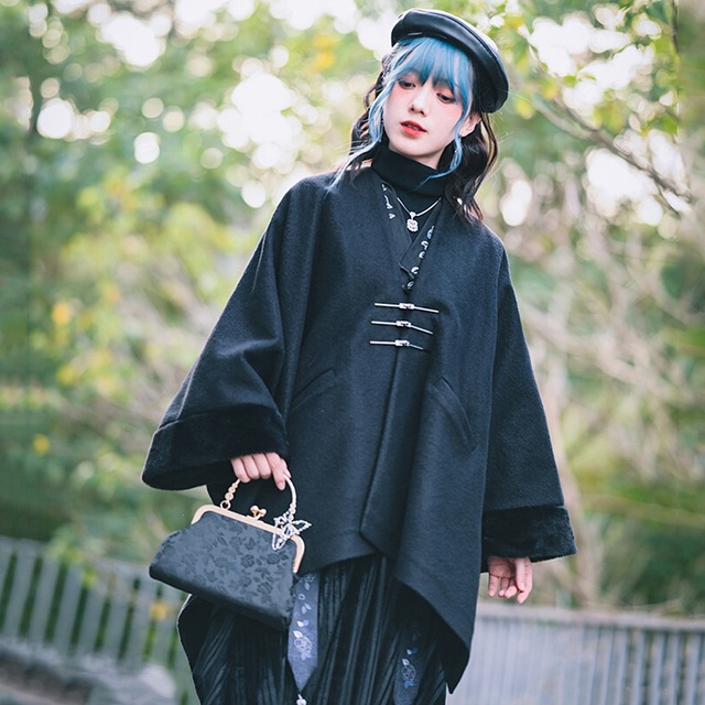【古怪舍---煙潯シリーズ】★チャイナ風コート★ 厚て 暖か 冬服 マント ゆったり ブラック 黒い