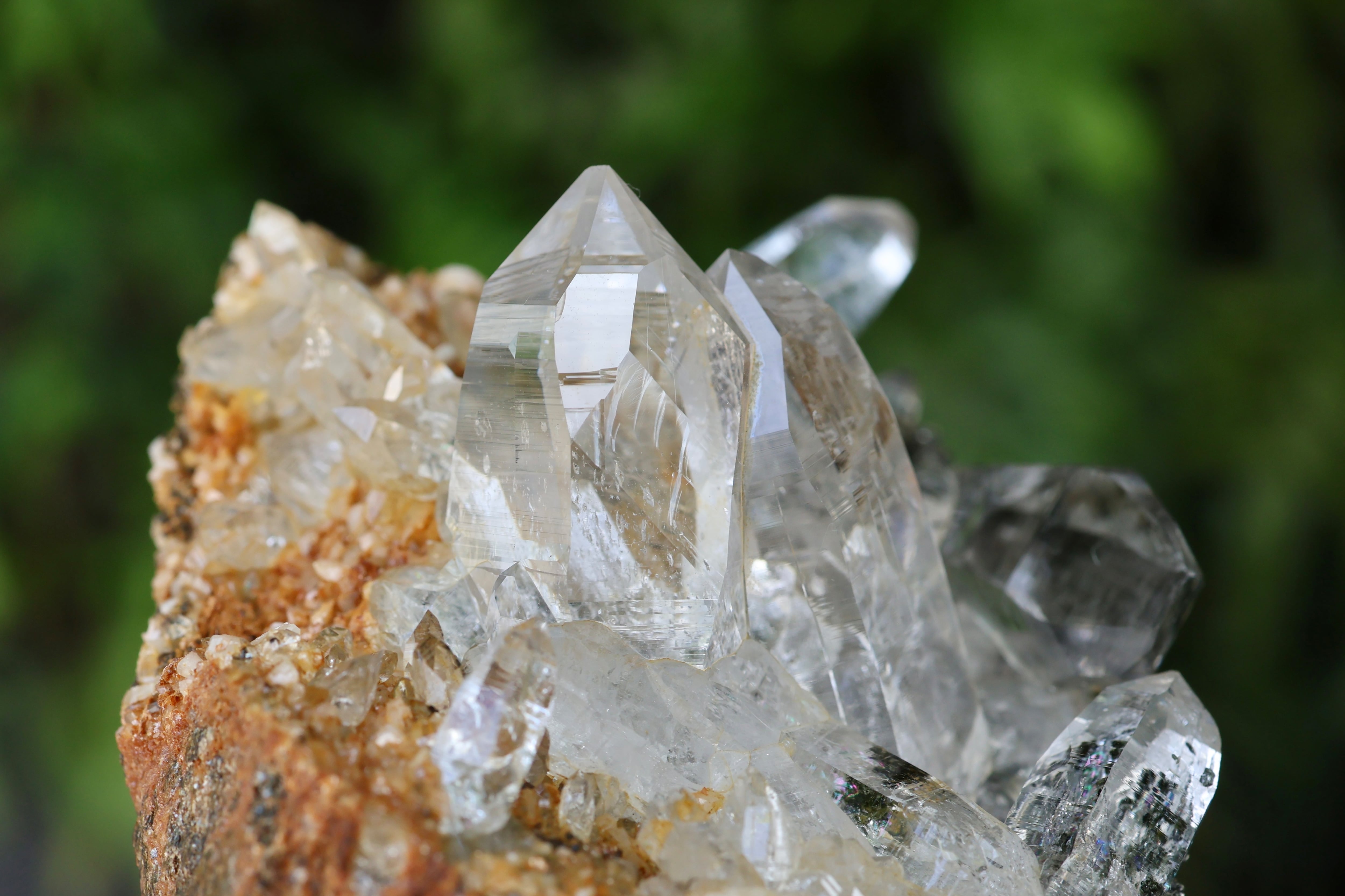 ヒマラヤ水晶 ガネーシュヒマール産 | 石垣島の夜光貝