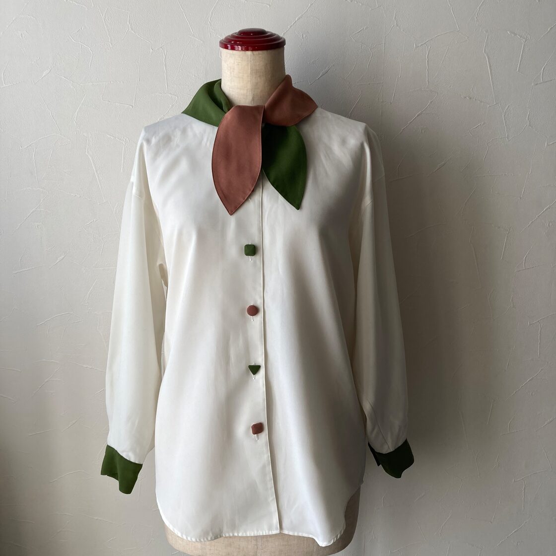 アートなブラウス 昭和レトロ 古着 used | PAY ID