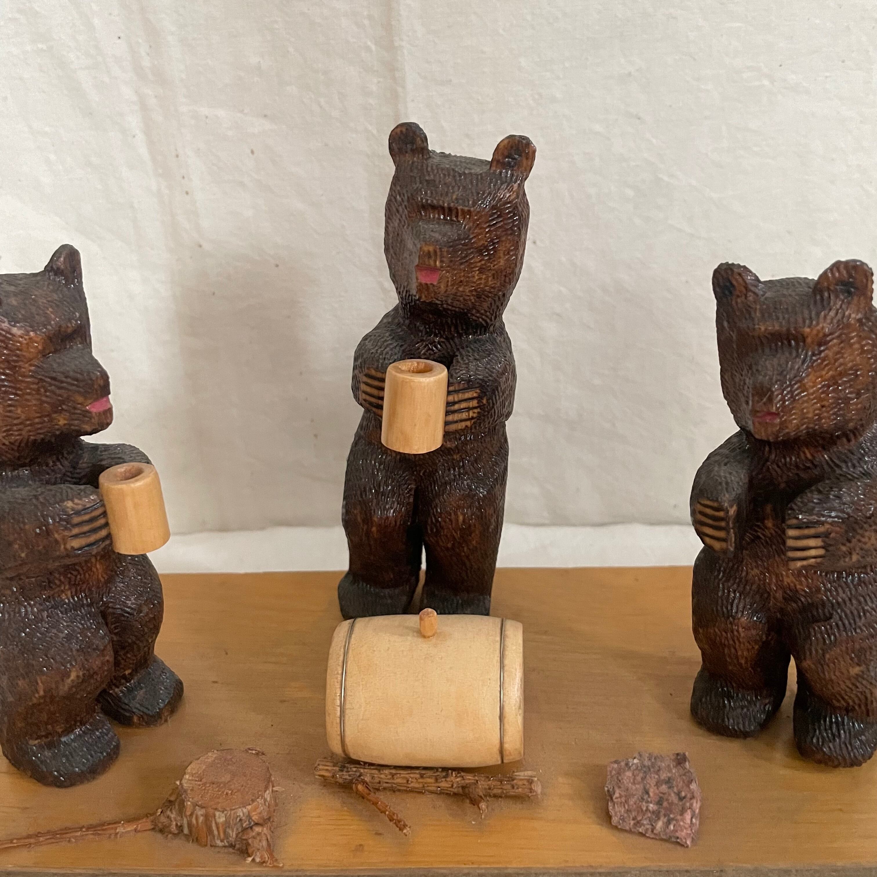 木彫りの宴会くまーず | tsuitachi craft&brocante