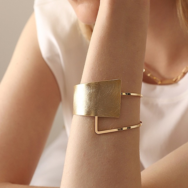 Large Opening Width Bracelet 123343