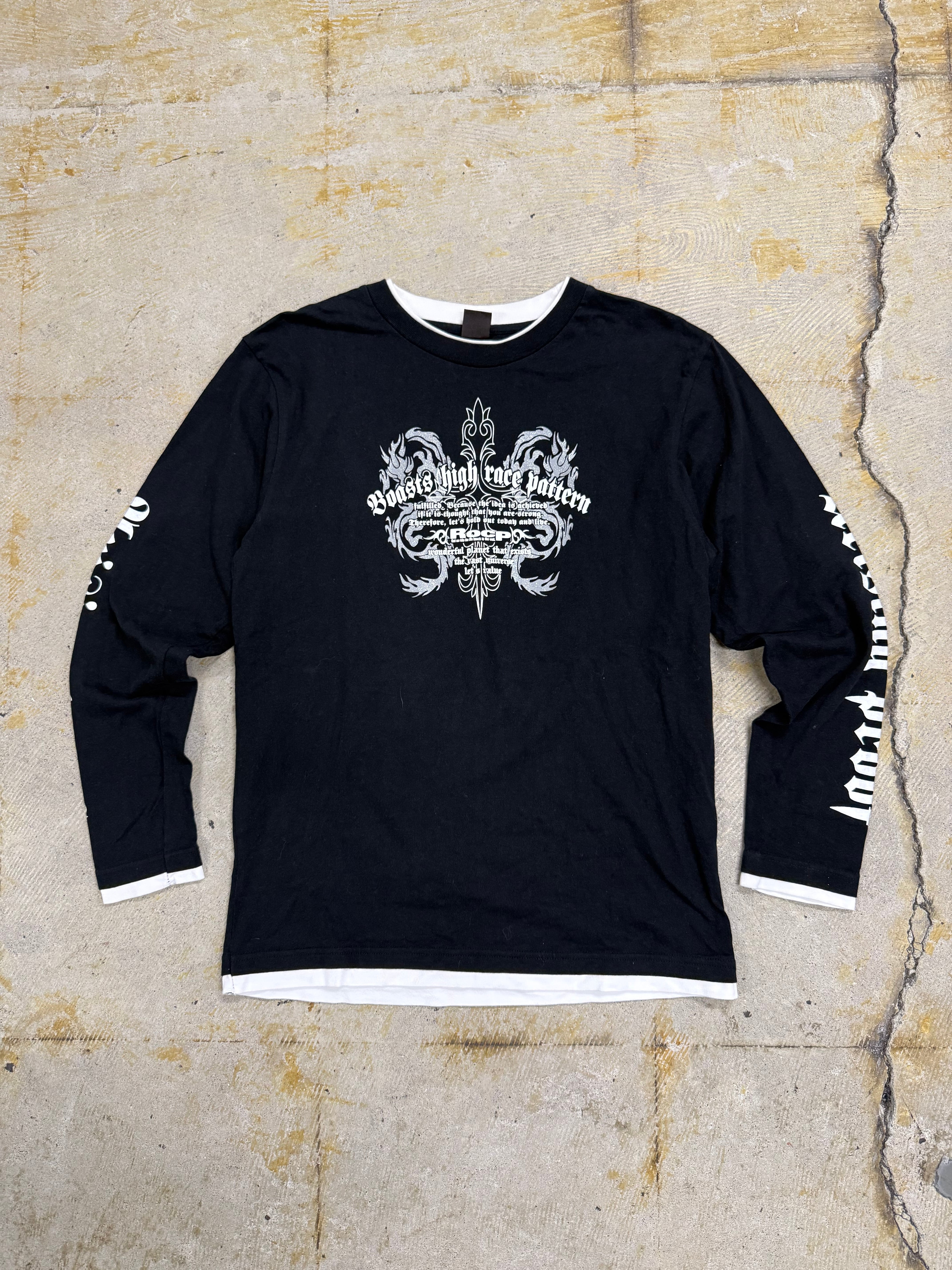 KMRii × SOAR original design long-sleeved T-shirt | SOAR shop