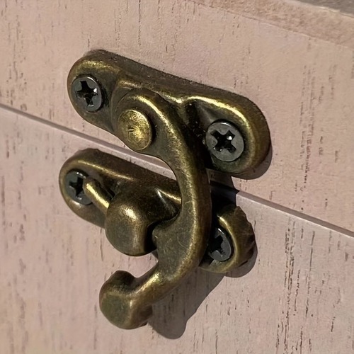 小物入れ 小物ボックス ヨーロッパスタイル クリエイティブ レトロストレージボックス レトロな木製 デスクトップ雑貨オーガナイザー ドレッシングテーブル 装飾用 フリップ木製ボックス