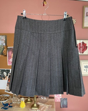 Marc Jacobs big pleats skirt