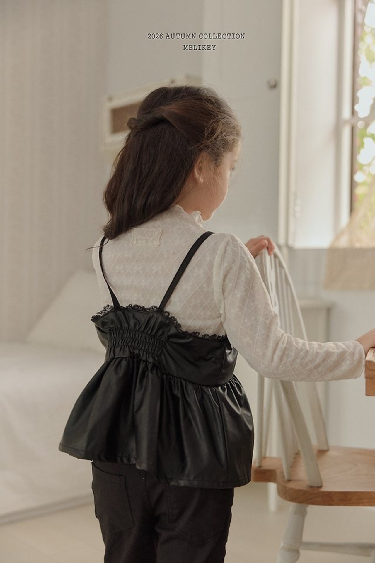 韓国子供服 / 26Autumn / 〖取寄〗Melikey / フリルリボンメッシュTシャツ / 女子服 *XS~JM*