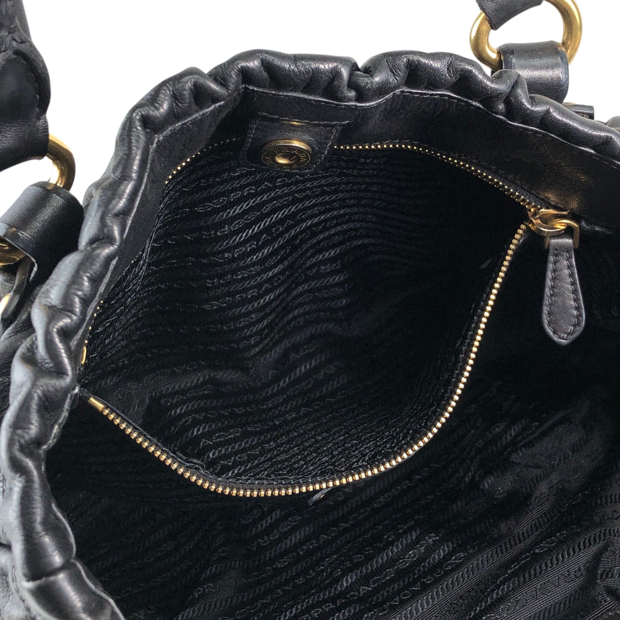 PRADA プラダ ハンドバッグ ブラック ロゴ レザー ギャザー 2way