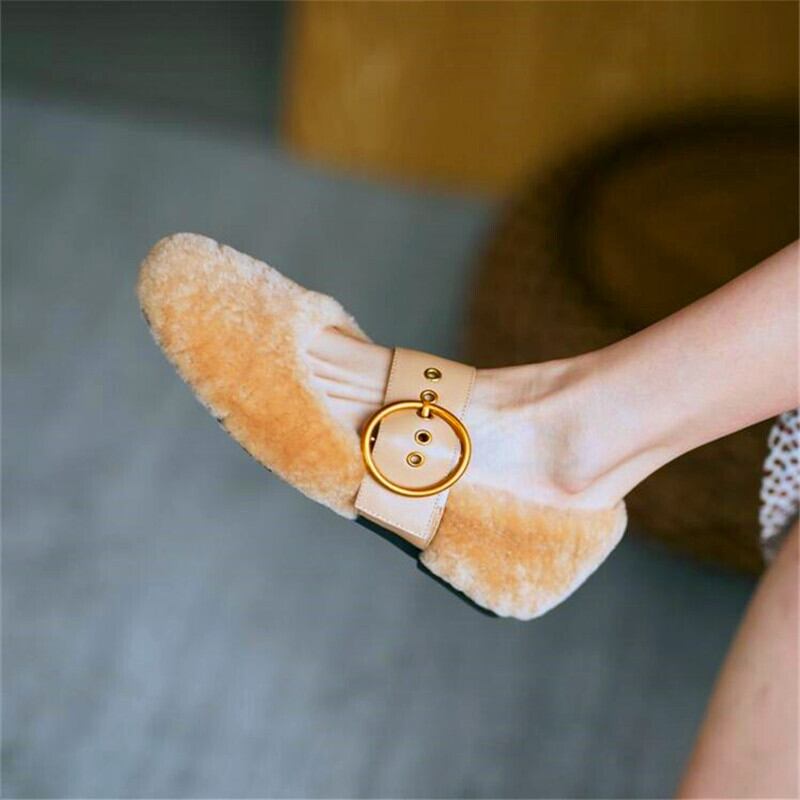 【新作】【送料無料】 レディースエンドウ豆の靴と金属のバックルヘアシューズブラックカーキベージュシングルシューズ冬のレディースイン風フラットシューズ ウィンター 冬物 10b362601404794