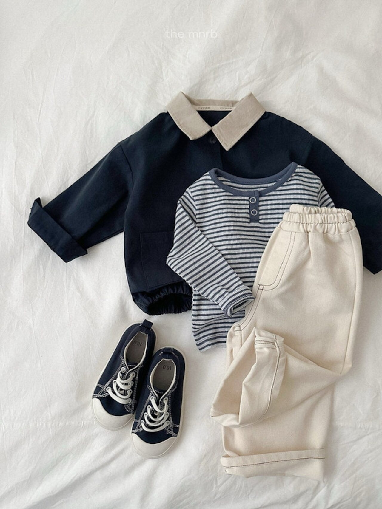 韓国子供服 / minirobe / 26Autumn / エディストライプボタンT / 秋服 *S~XL*