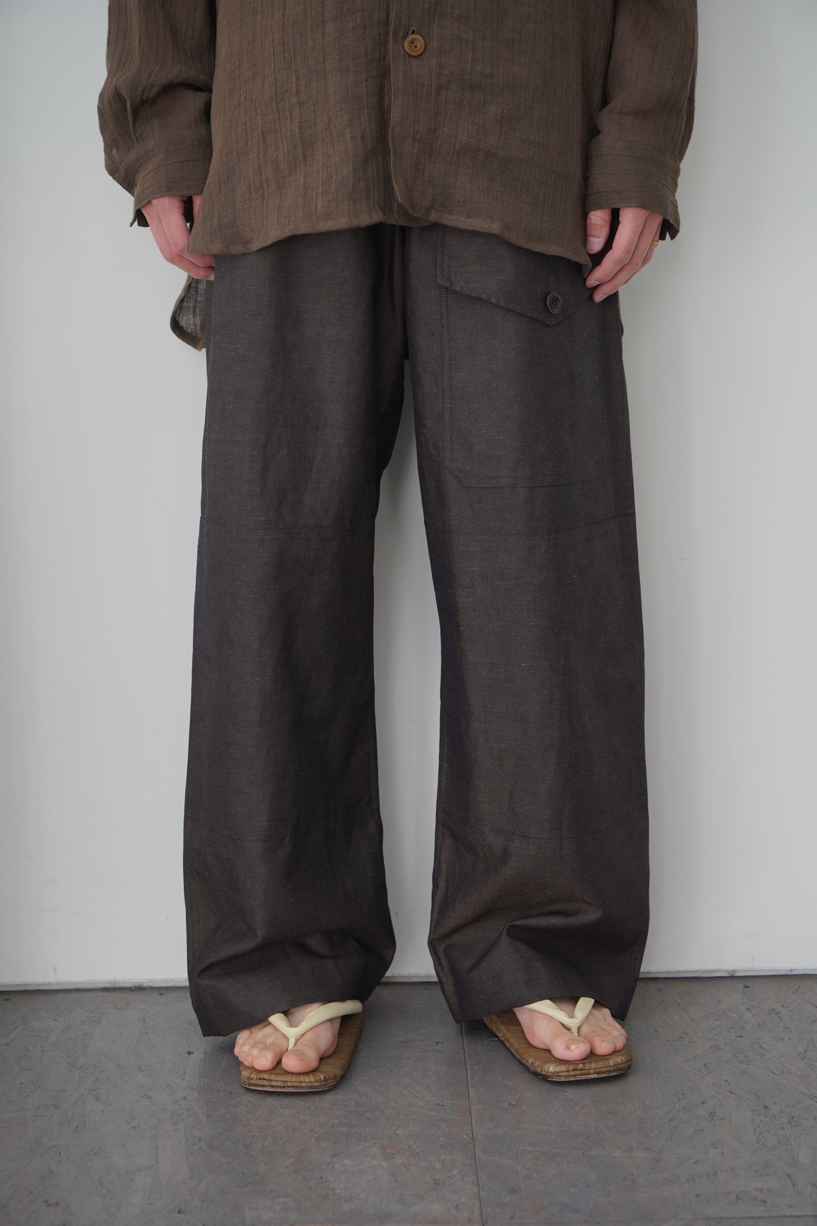 MAATEE&SONS / MUSOU TROUSERS H WOOL (NAVY) | LiNN