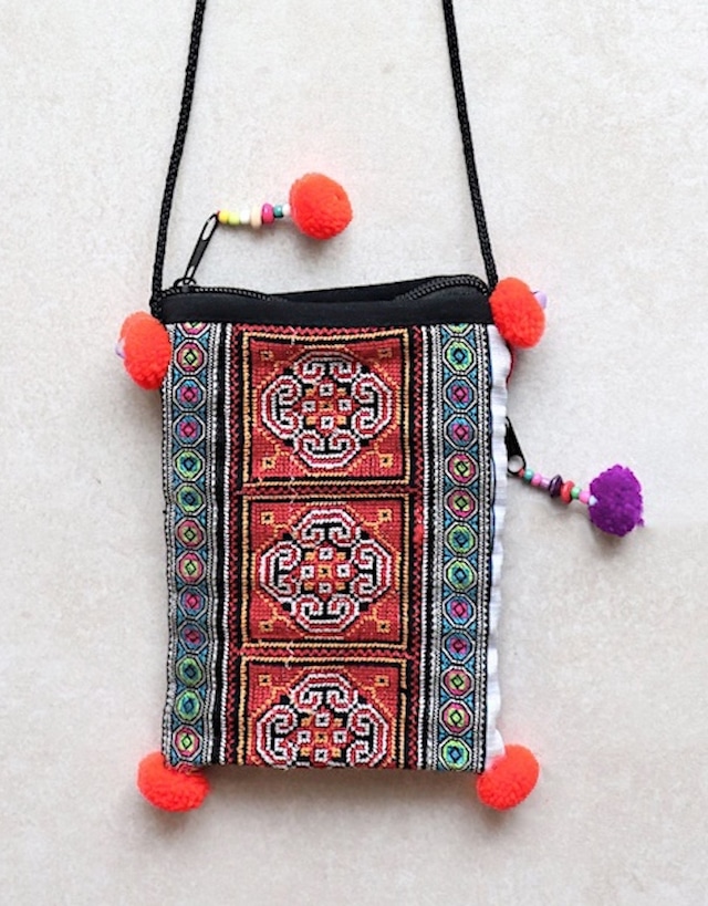 Arocha meets＊モン族 mini bag ＊for smart phone
