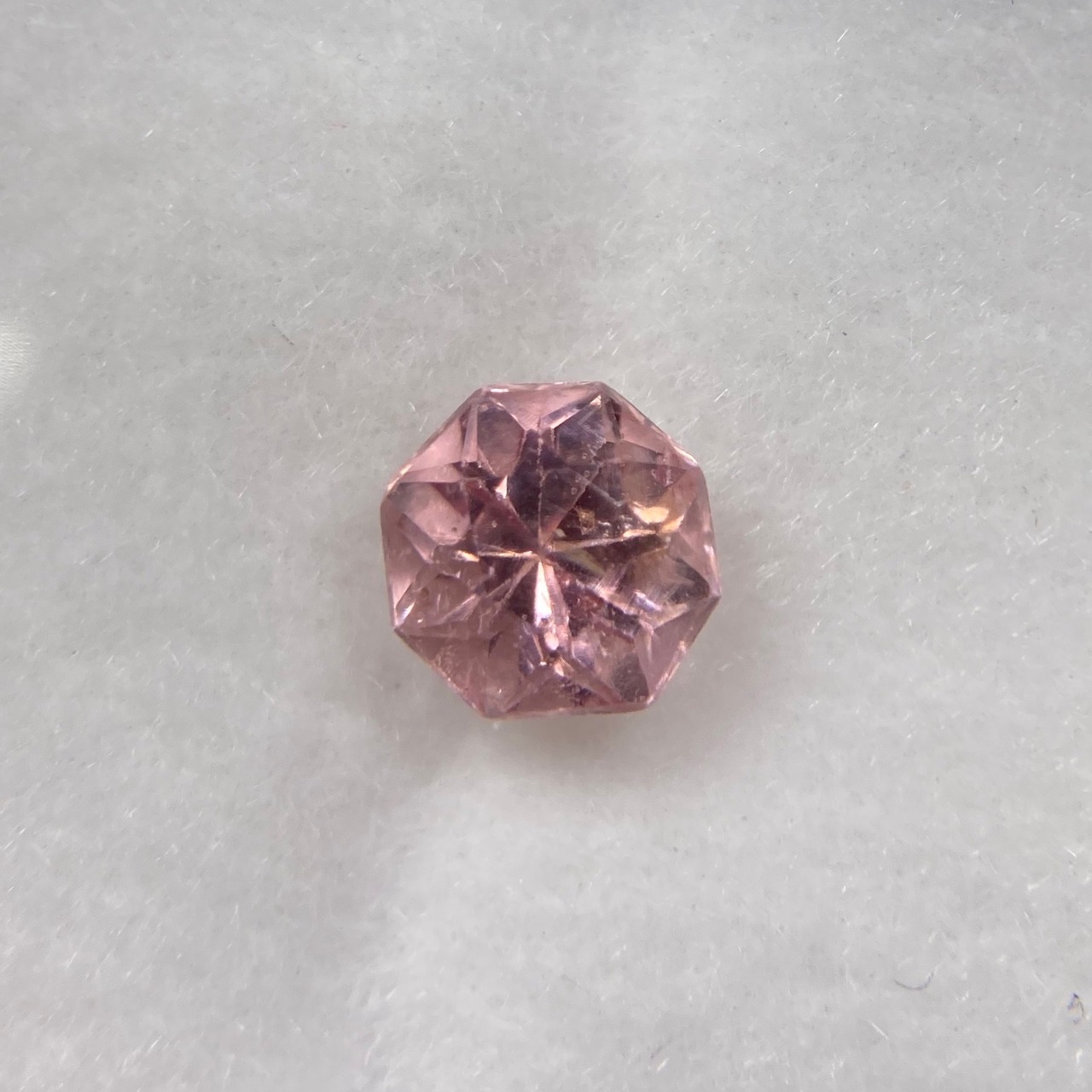 お花みたいなスピネル ラスト 約5.5mm No.12-6