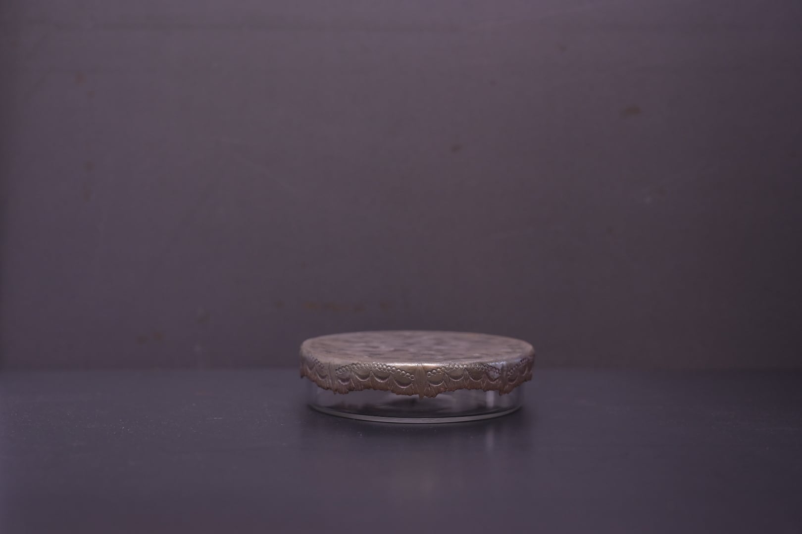 西川美穂 レース模様シャーレ筥真鍮