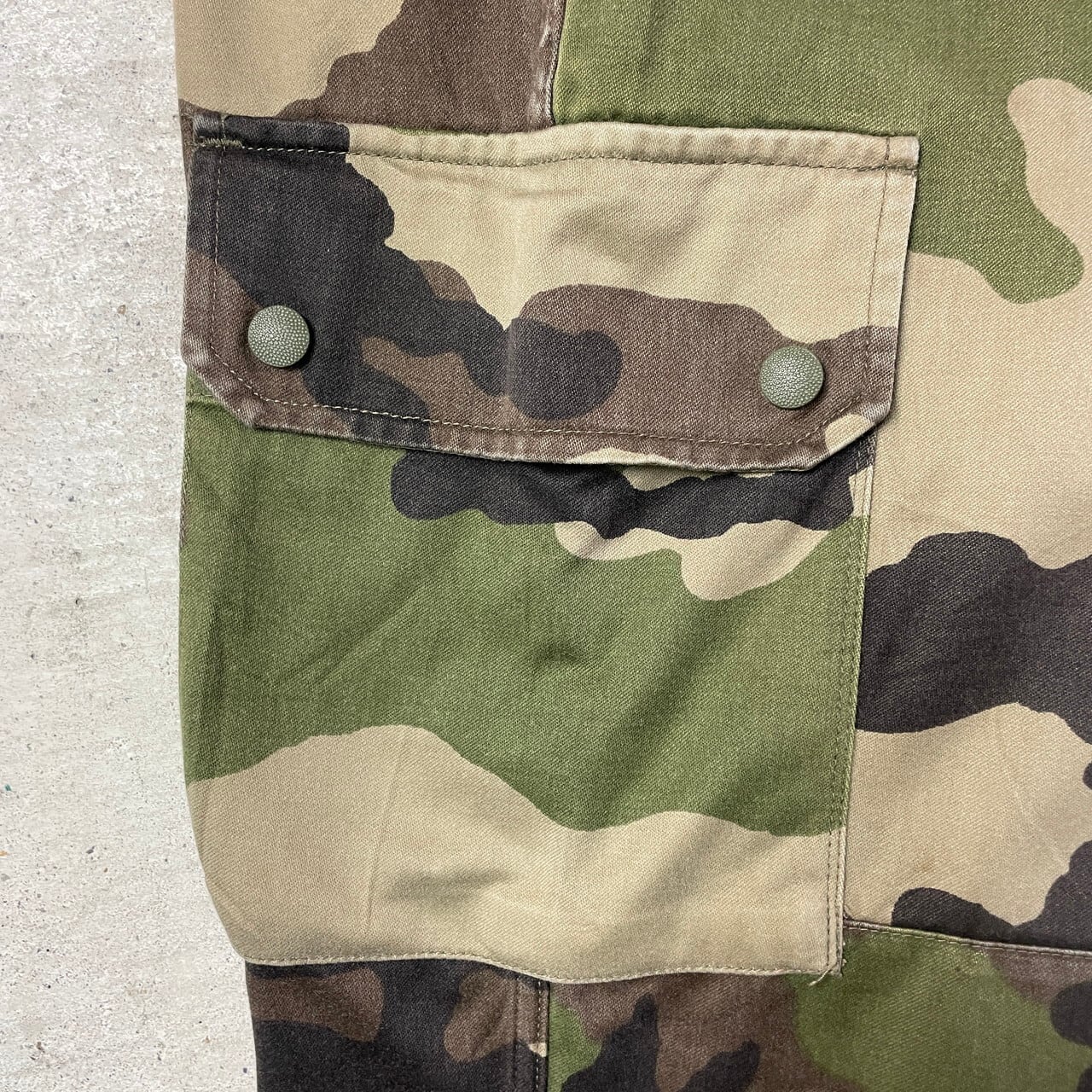 90年代 フランス軍 F2 CCEカモ カーゴパンツ メンズW31相当 古着 90s