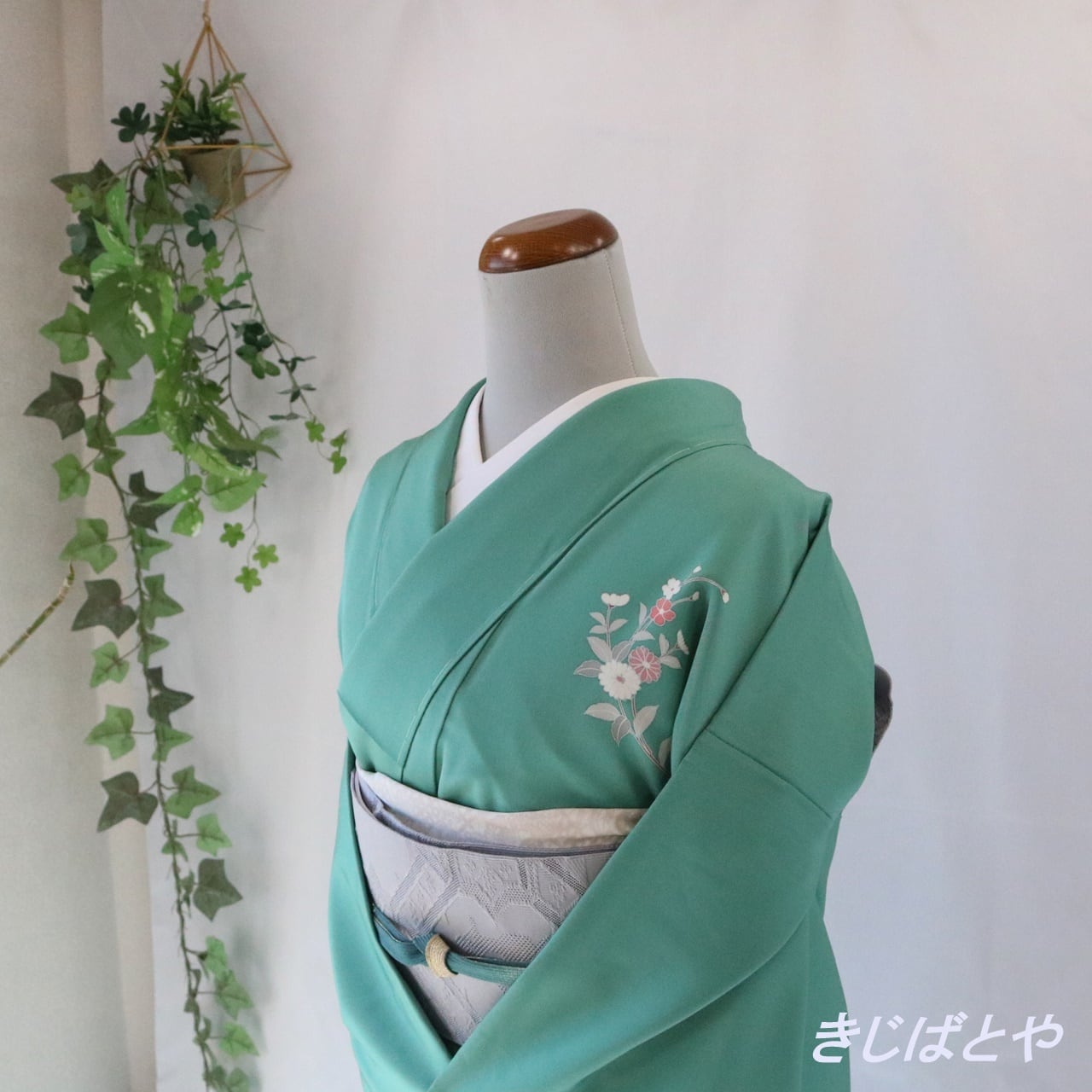 綺麗な青緑地に花付け下げ訪問着セット　正絹 袷 作家　着物・帯・帯締め・帯揚げ着物の裄67cm台