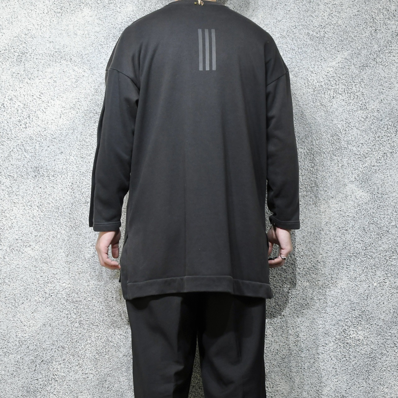 adidas arm snap design sweat
