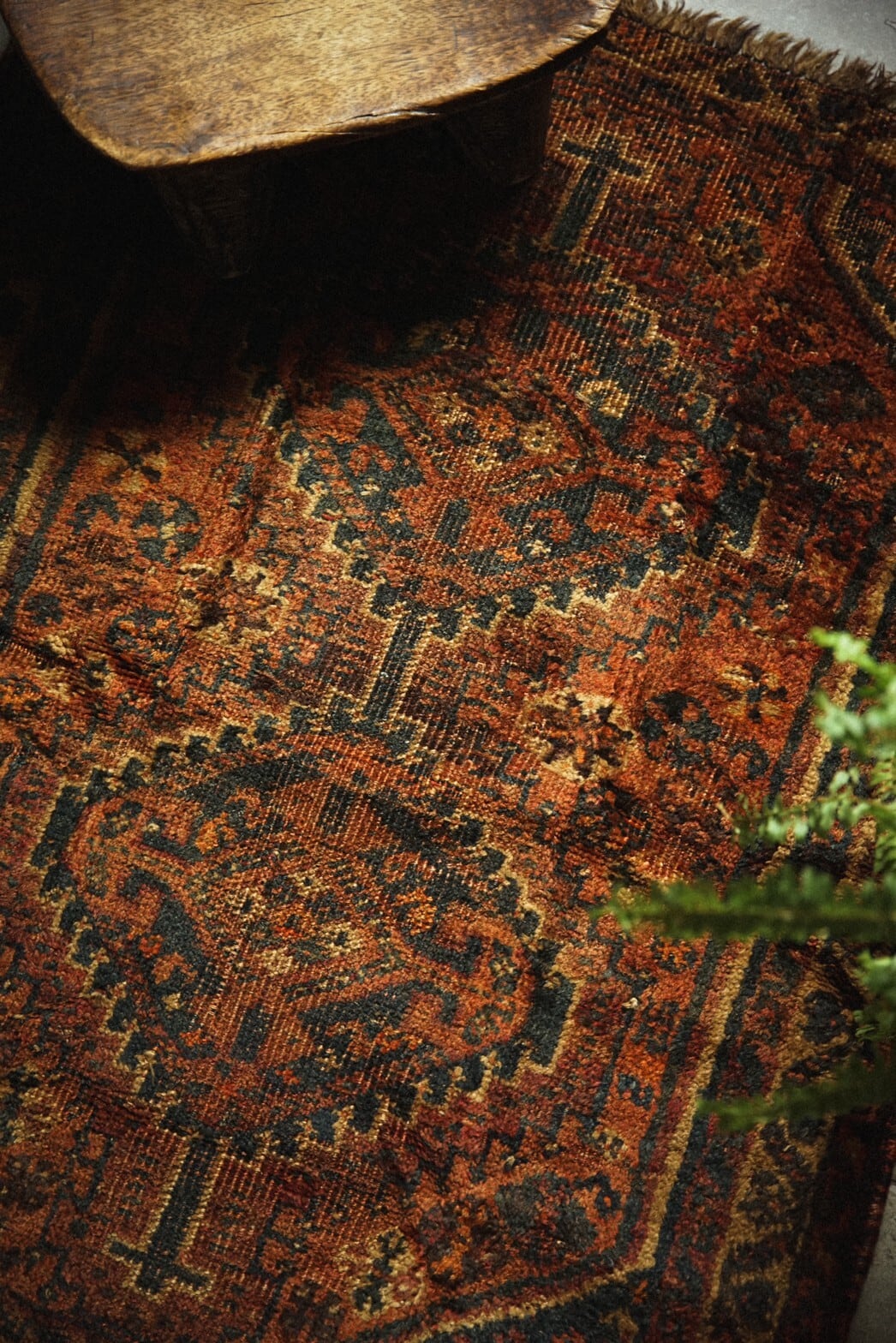 739 -Semi Antique Qashqai rug