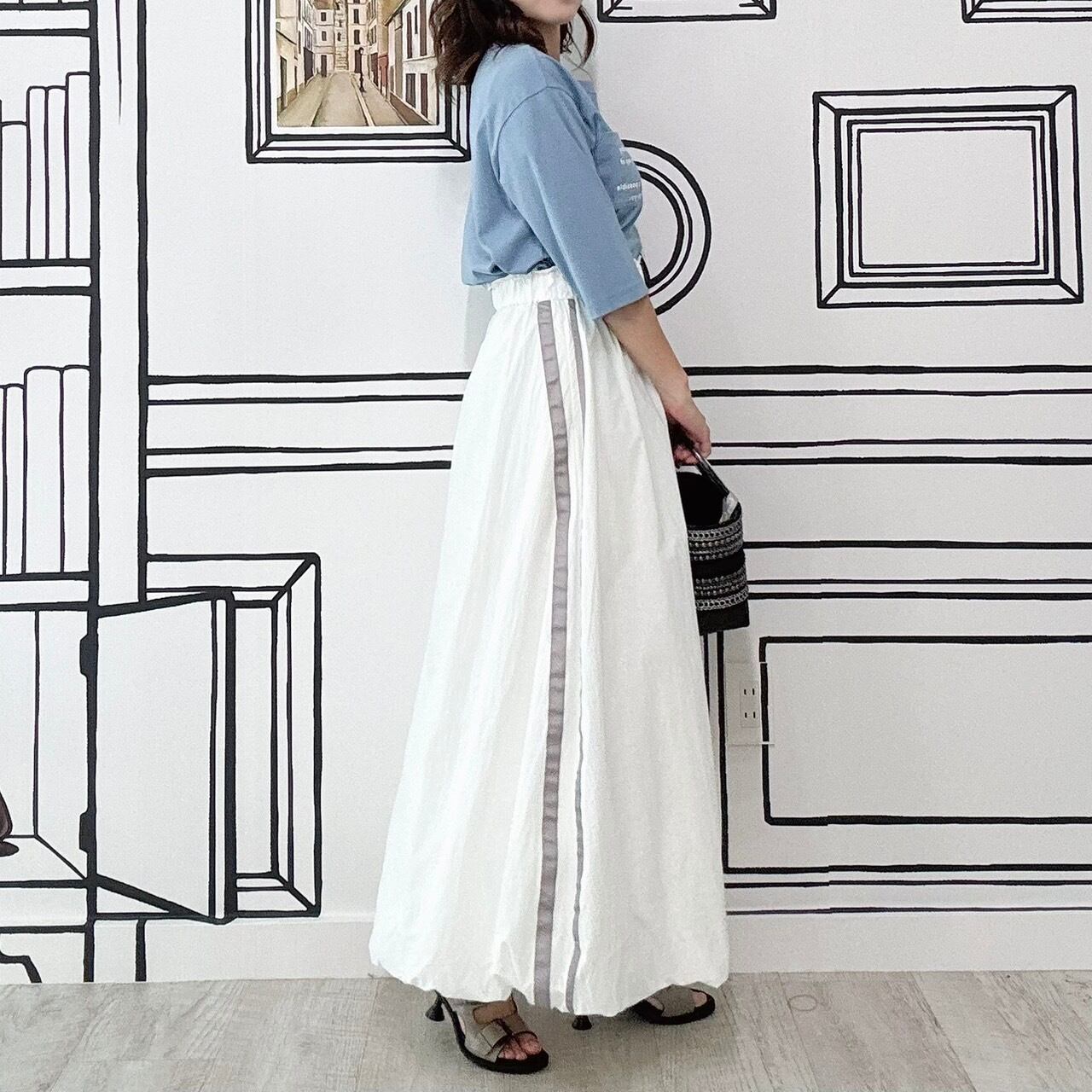 サイドラインバルーンスカート