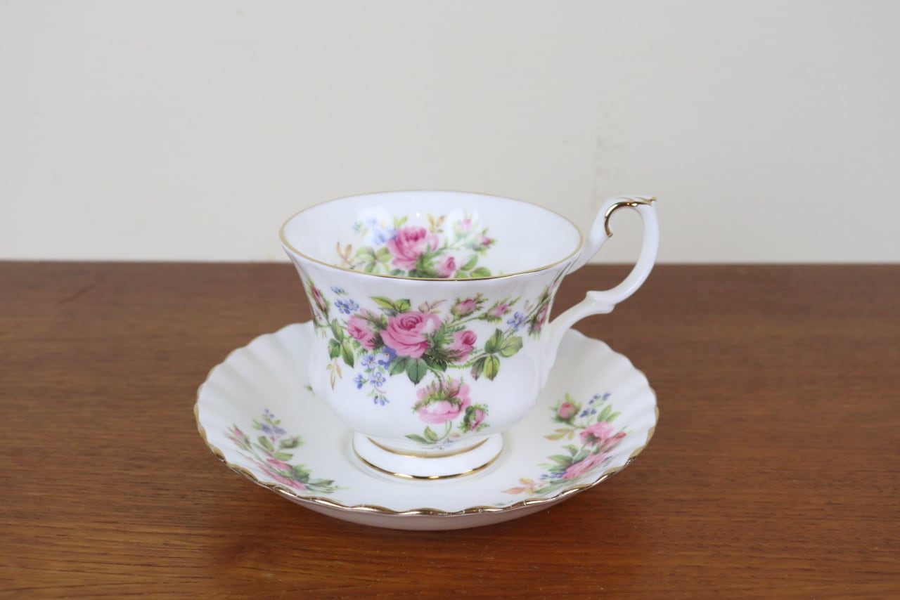 ロイヤルアルバート（ROYAL ALBERT） | epoca