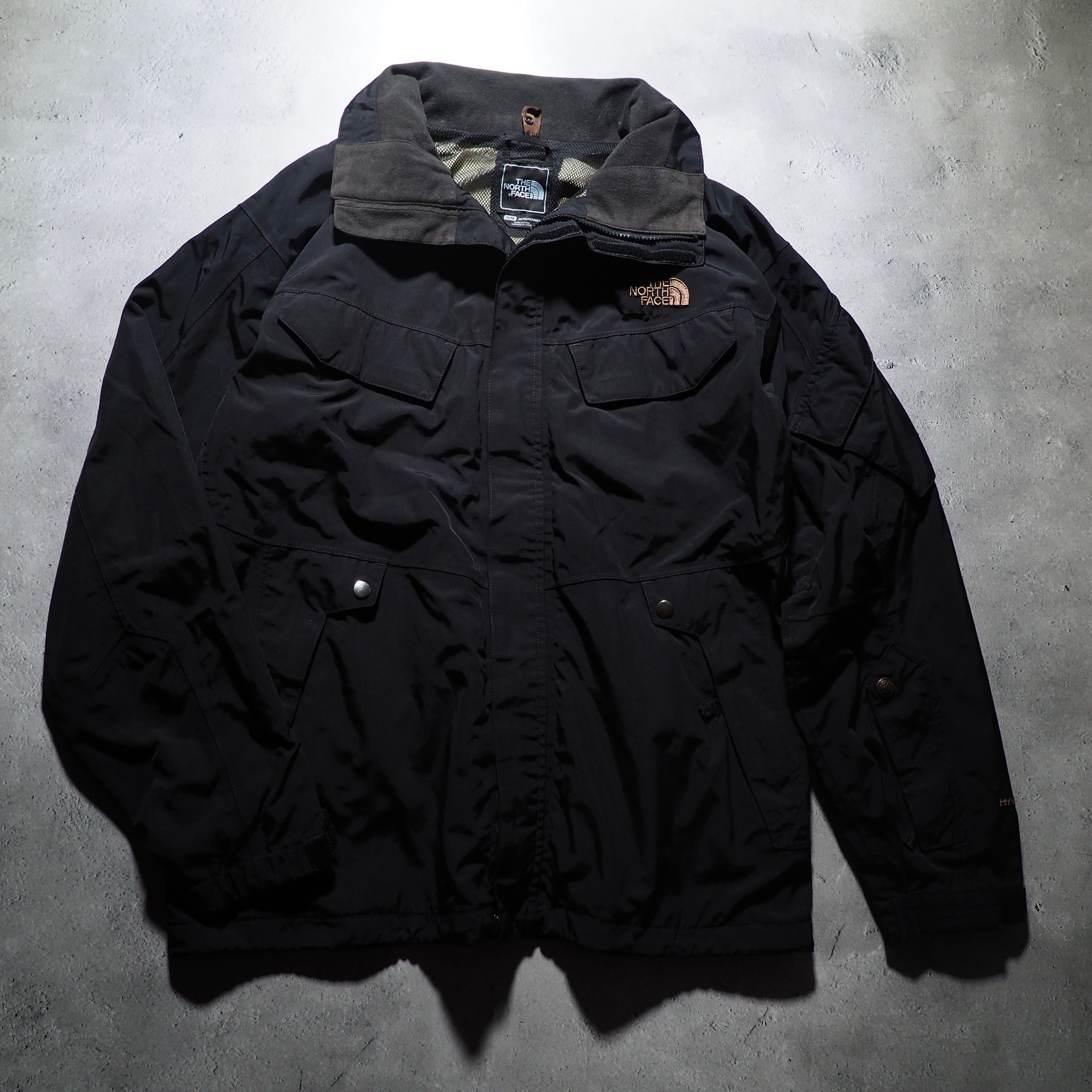 ” THE NORTH FACE - HYVENT ” Black Nylon technical mountain gear jacket