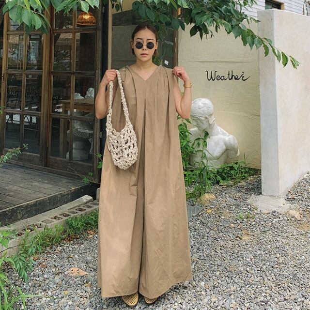 &herノースリーブ オールインワン ベージュ ノースリーブ