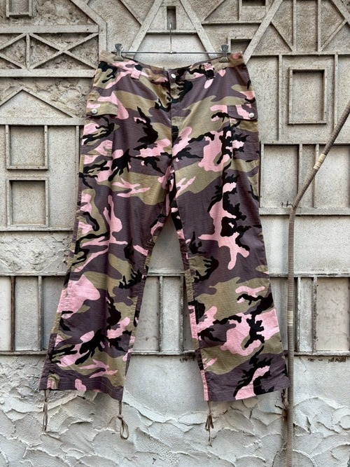 "ZOEY BETH" camouflage cargo pants