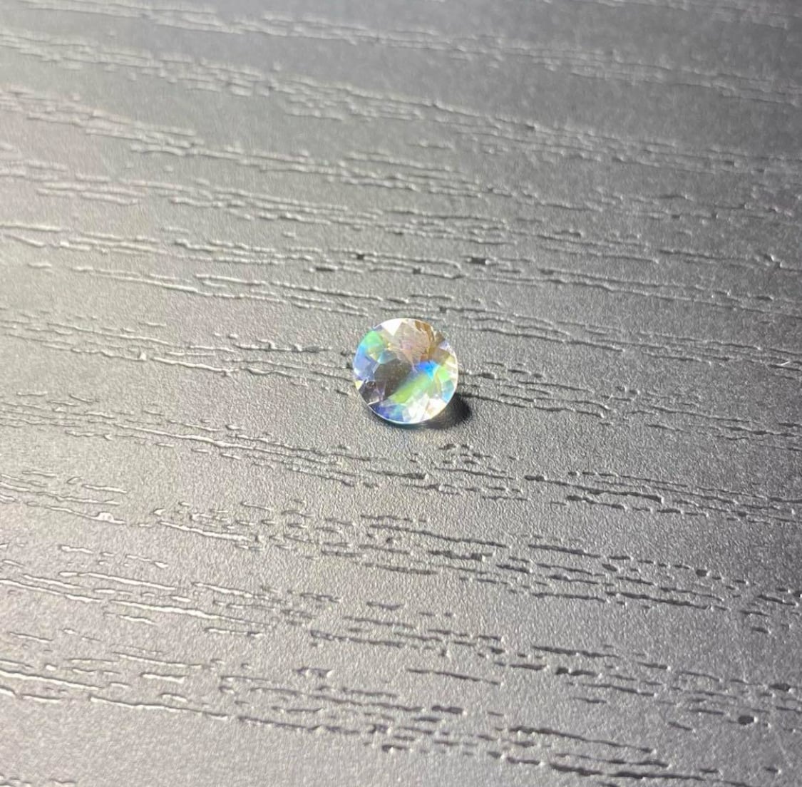 レインボームーンストーン0.735ct 宝石ルース レインボームーンストーン0.735ct 宝石ルース