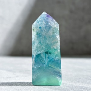 エンジェルフェザーフローライトタワー型12◇ Angel Feather Fluorite ◇天然石・鉱物・パワーストーン