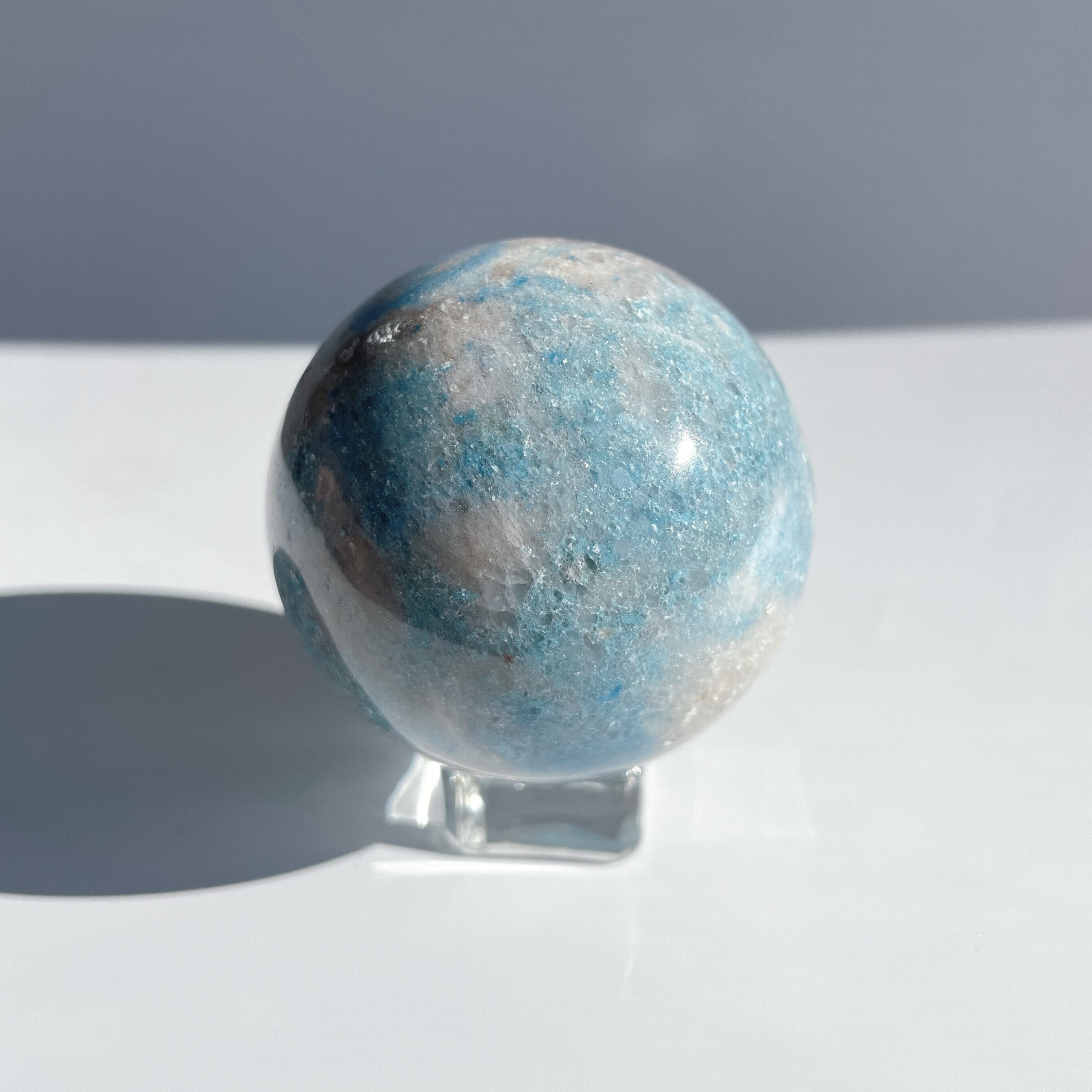 トロレアイトインクォーツ（トロール石）スフィア（丸玉）06