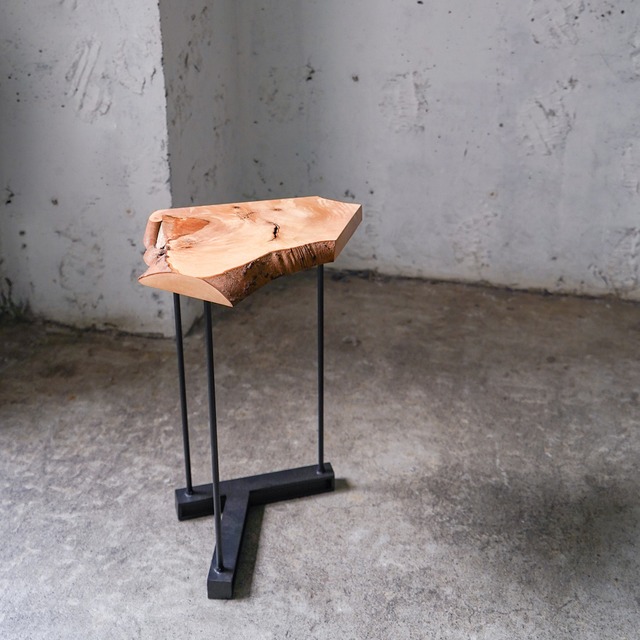 小さなソファーサイドコーヒーテーブル 椿①