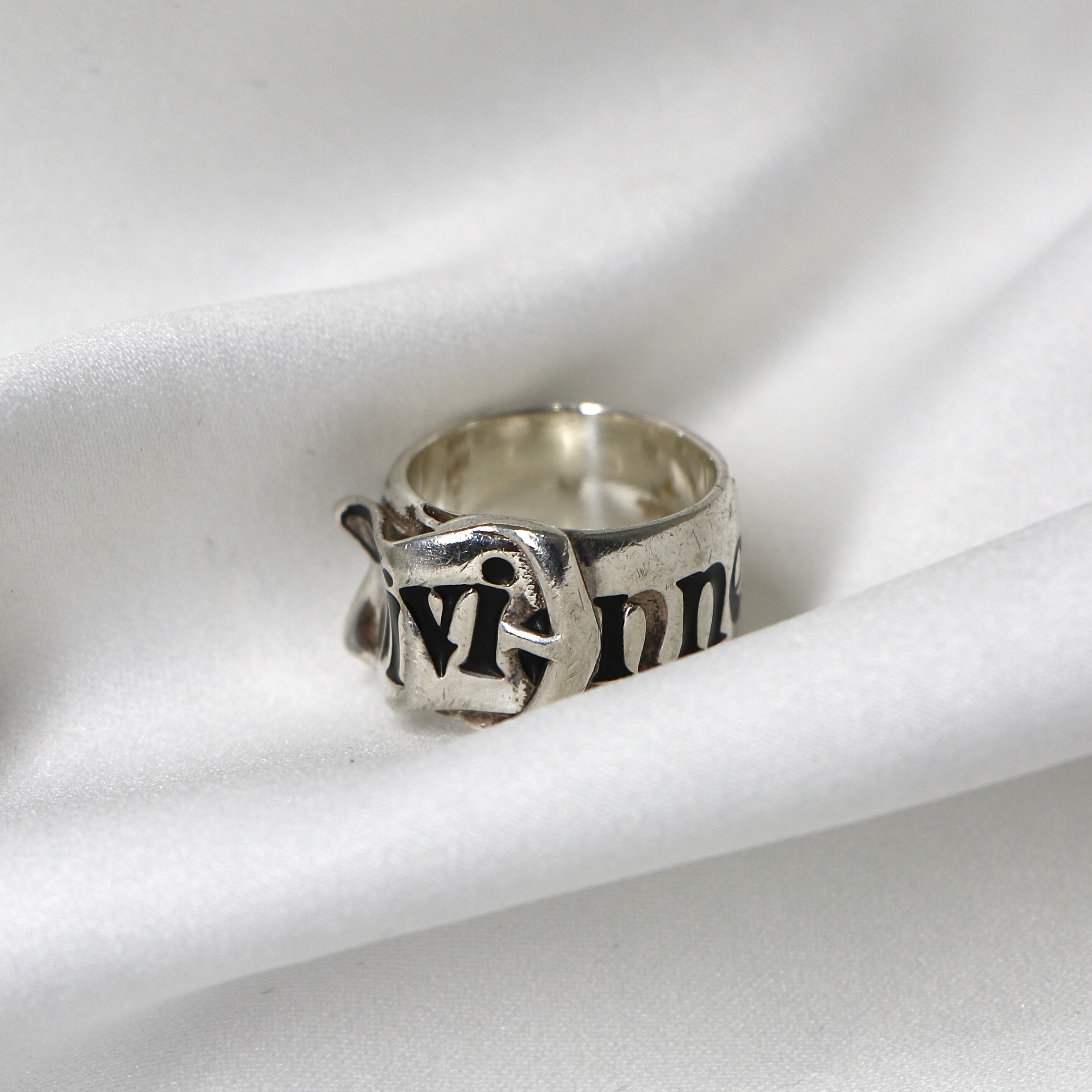 Vivienne Westwood 約11号 ロゴ ベルト リング シルバー925  