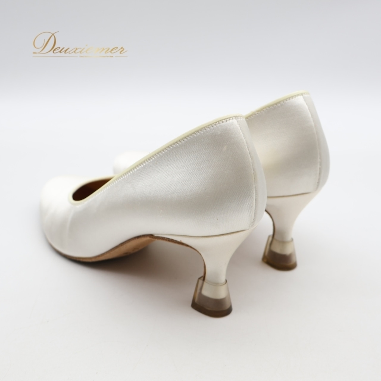 社交ダンス 衣装 スタンダード シューズ 4サイズ ホワイト系 SUPADANCE 白 靴 くつ ヒール レディース 光沢 上品 イングランド製 シンプル 無地 ダンス衣装 練習 レッスン パーティー イベント ステージ ケース セット