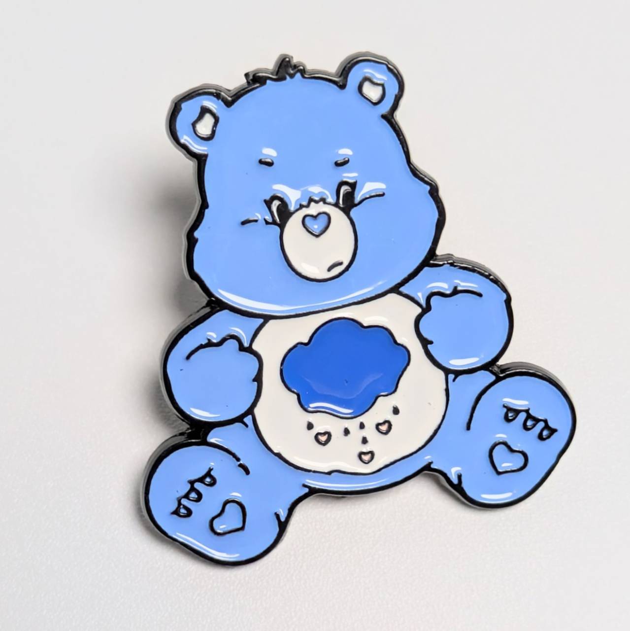 送料無料！ ★ピンズ PINS★ピンバッジ 【 Care Bears（ ケアベア ）】グランピーベア 〚アメリカン雑貨 アメトイ〛