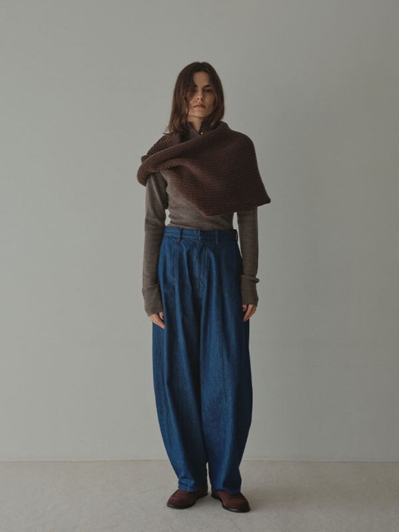 ETRE TOKYO カーヴィータックデニムパンツ