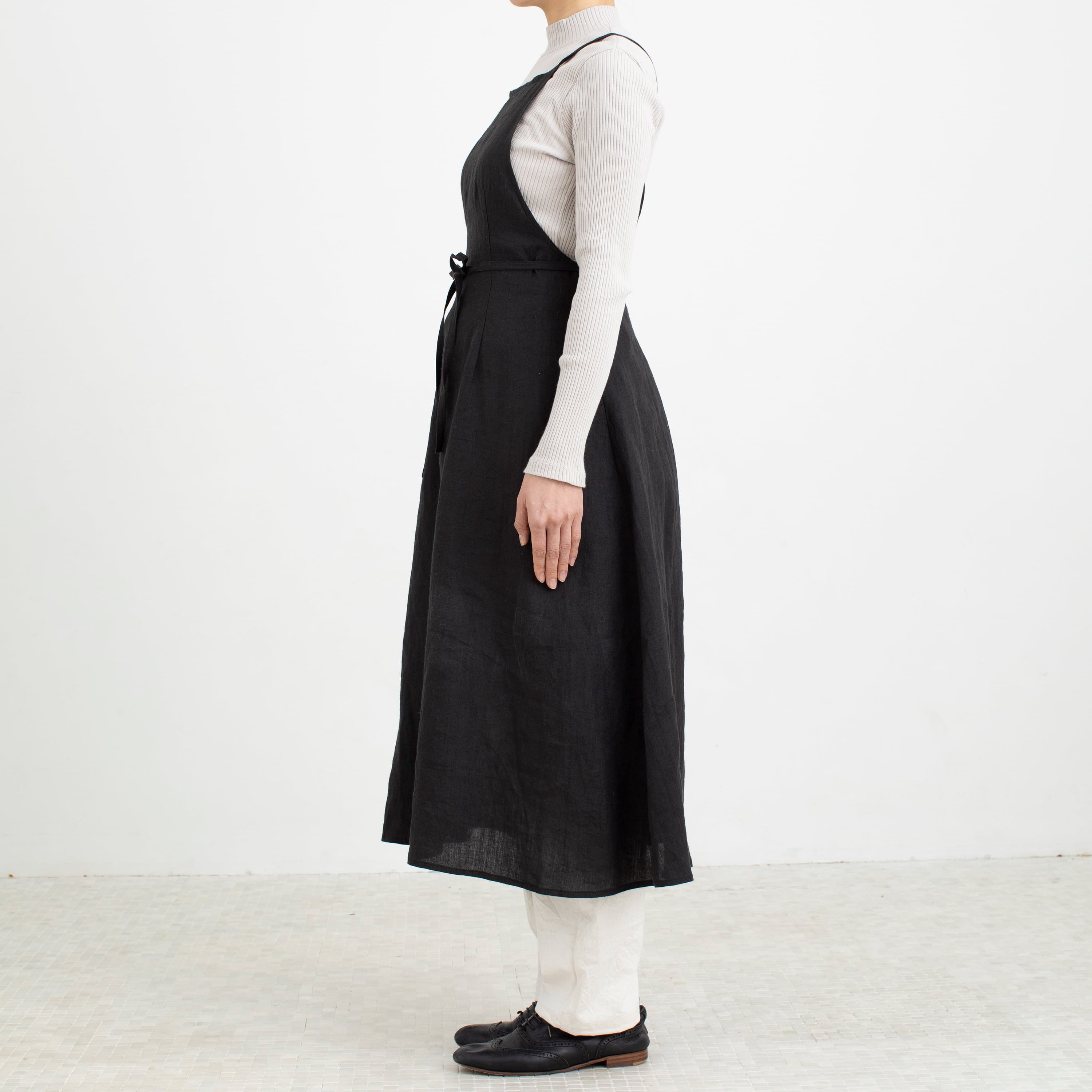 A-LINE APRON SUMIKURO | woof