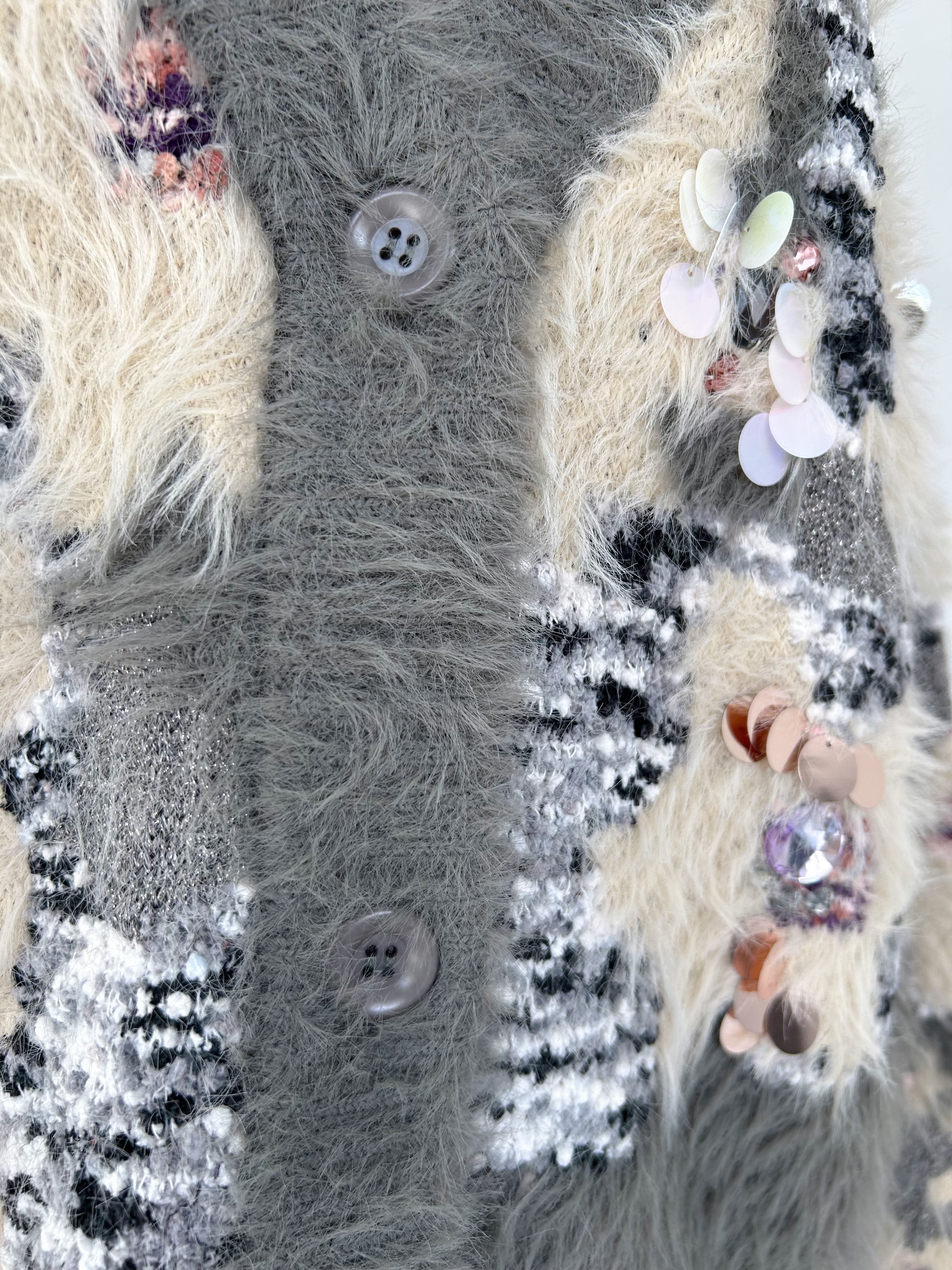 正規品 COEL 花柄ビジューシャギーカーディガン 2025AW COEL Online Store花柄ビジューシャギーカーディガン(F カーキ): TOPS