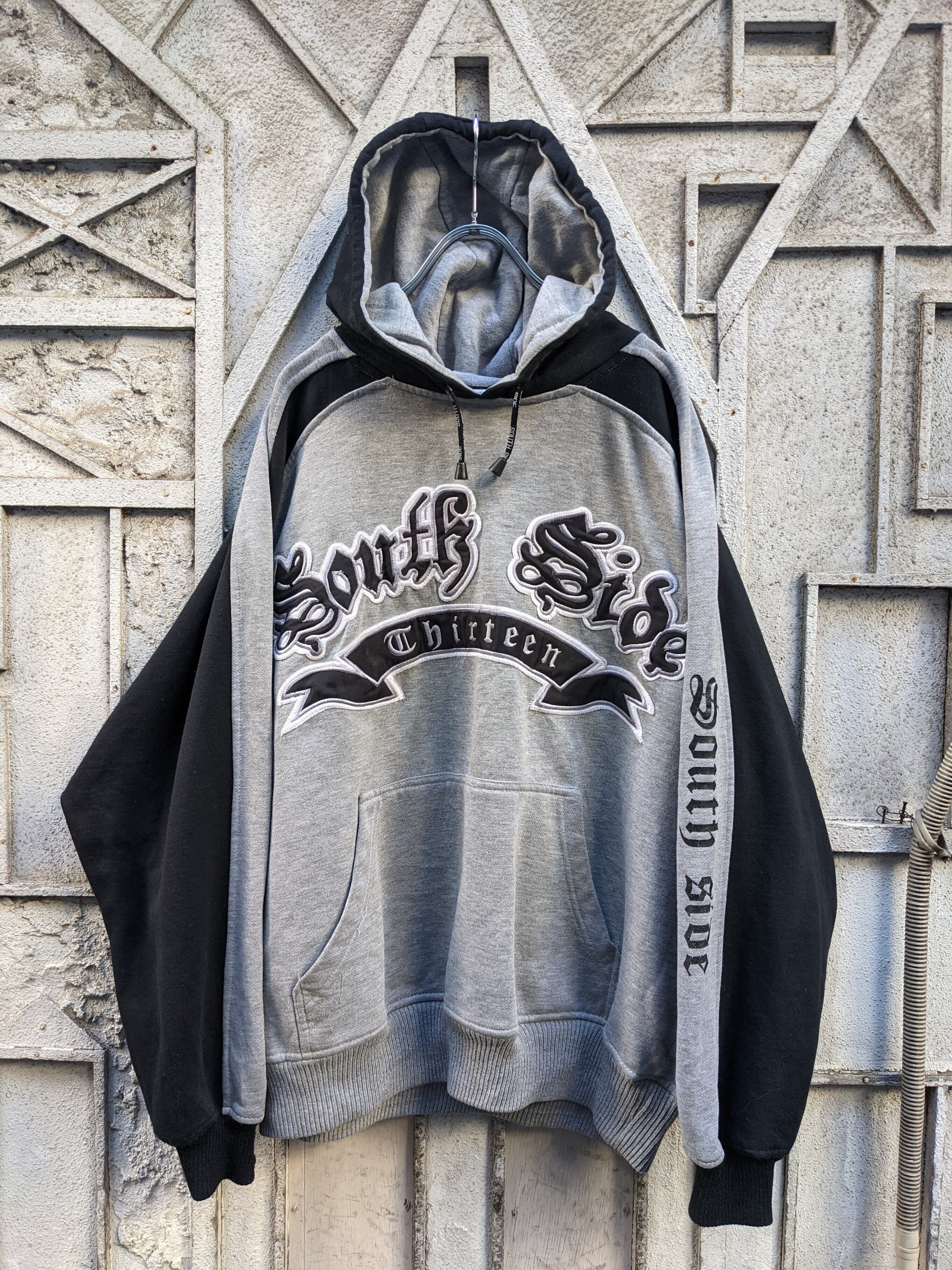 "OLD ENGLISH" wappen & print parka