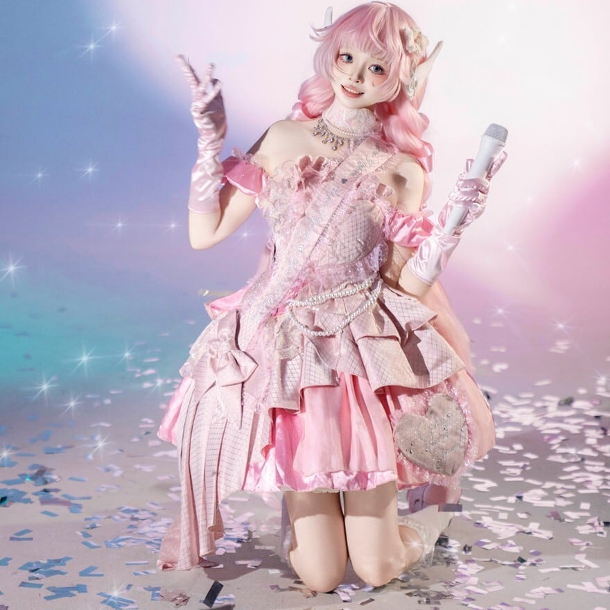 ロリータファッション アイドル衣装 白・水色・桃アシメフリルステージ