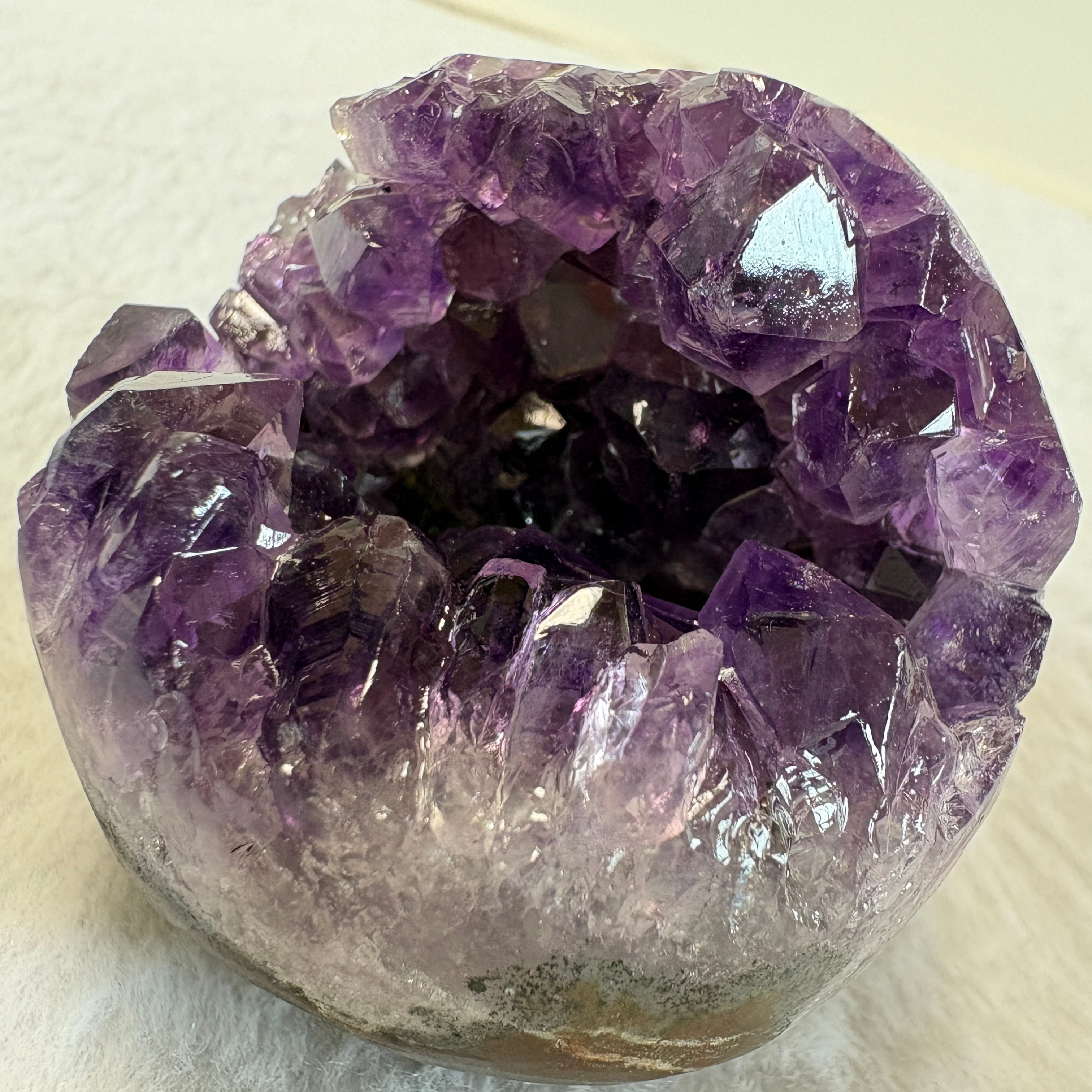 ③天然 ウルグアイ産 アメジスト笑口｜約4.9cm・131g｜濃色アメジスト原石