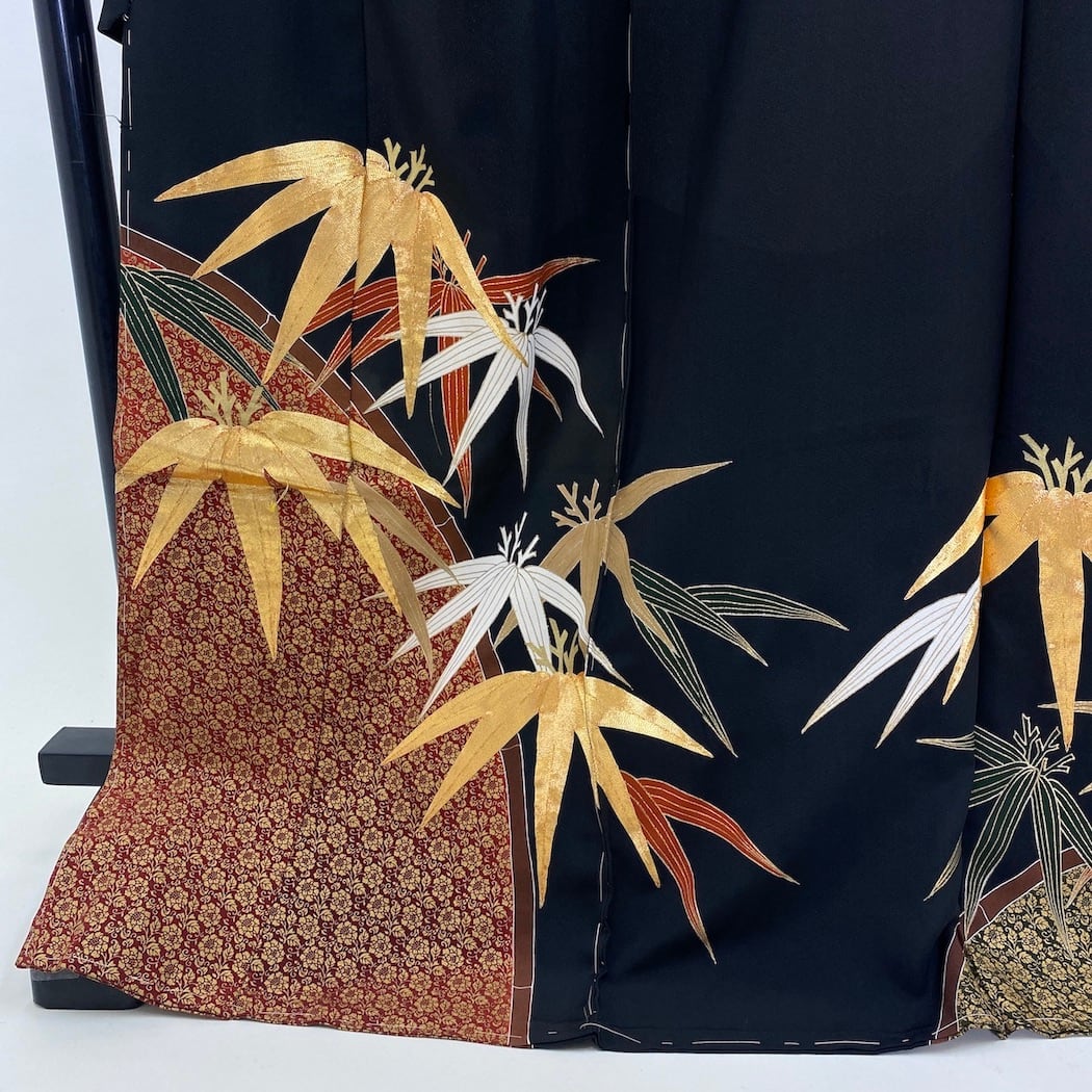リサイクル着物 リメイク 黒留袖 絵羽 えば 生地 材料 正絹 素材 G188