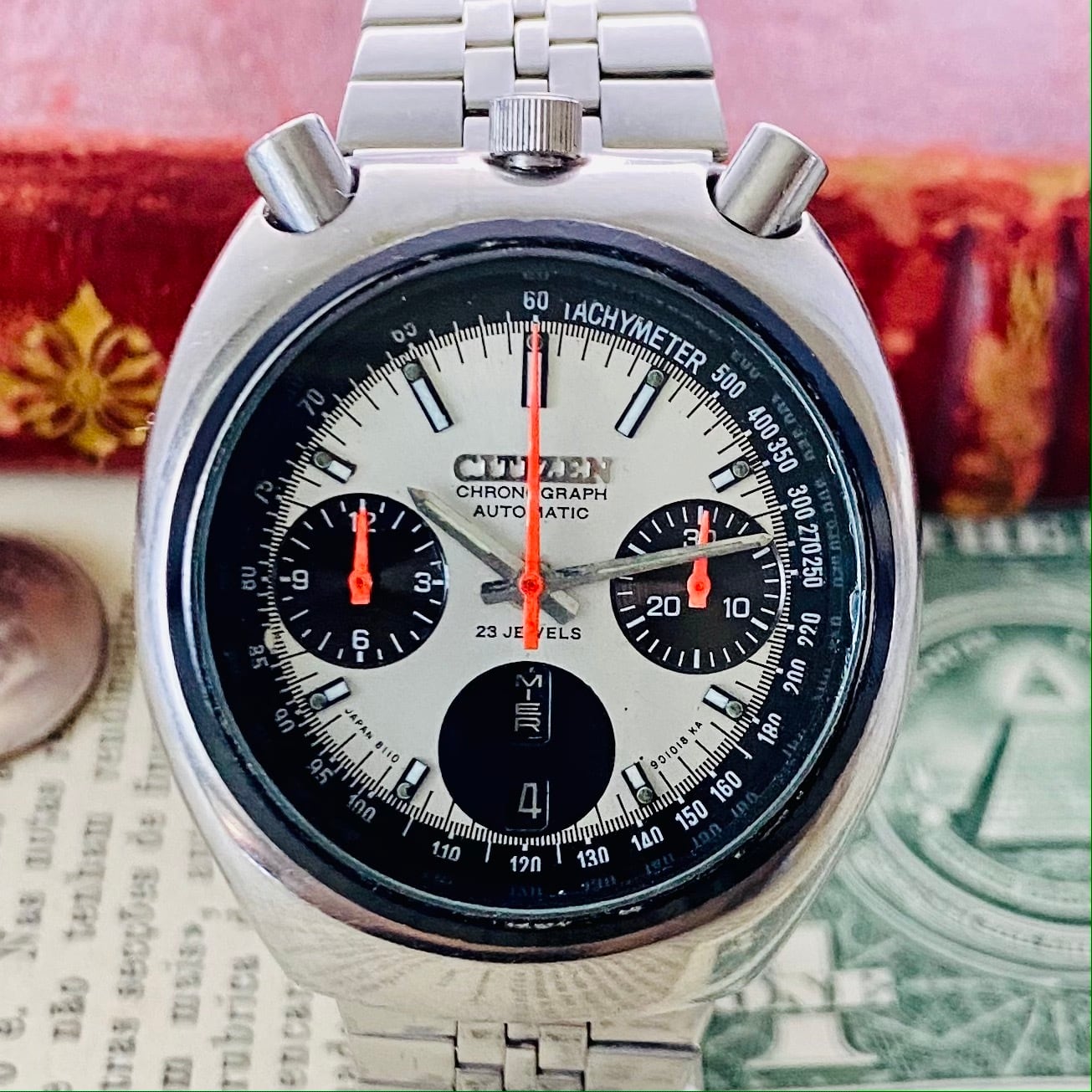 高級腕時計 シチズン】CITIZEN 8110A 23石クロノグラフ 自動巻 1967年