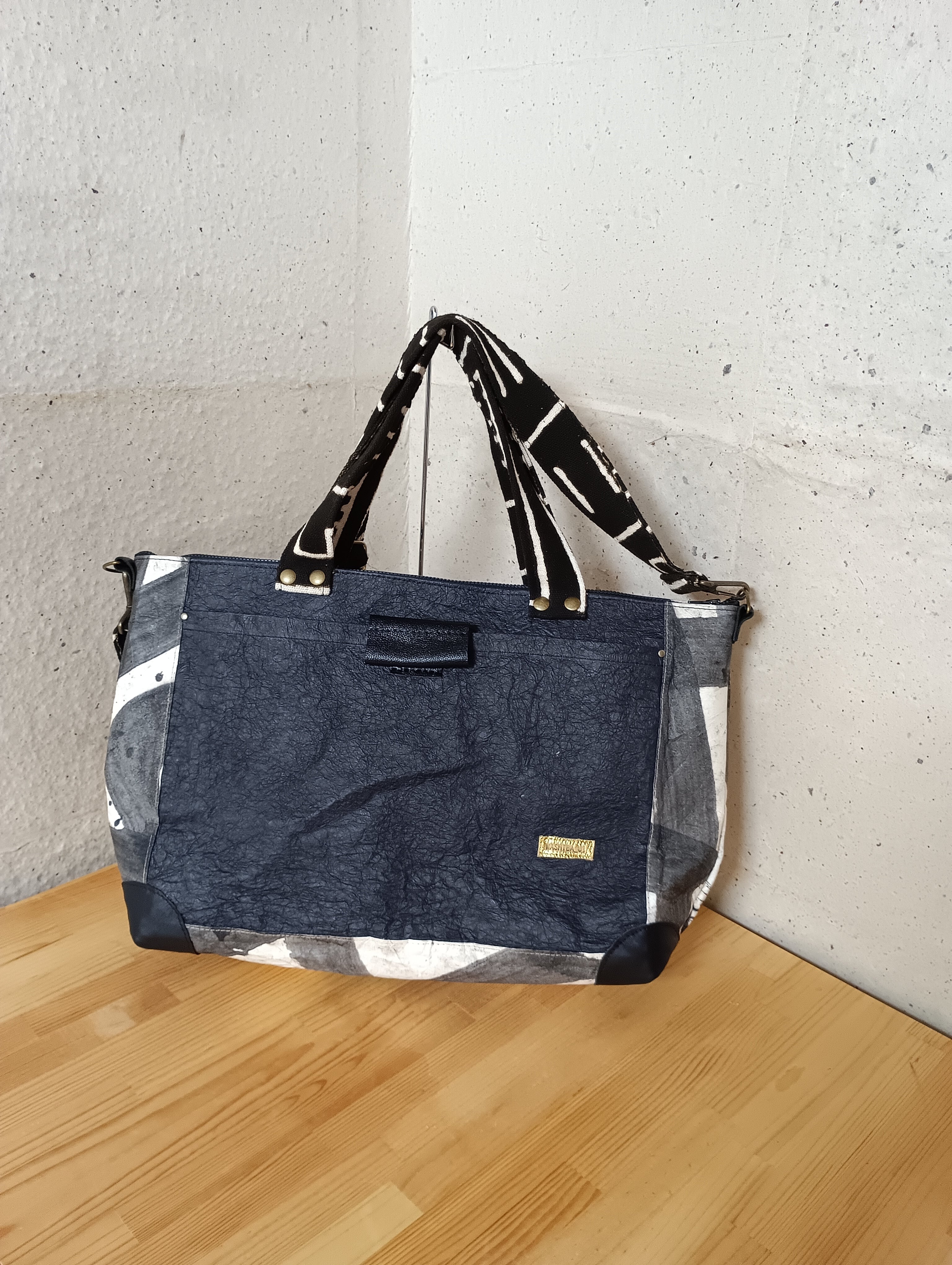 №2406027山ぶどう籠付和紙鞄М | Pay ID