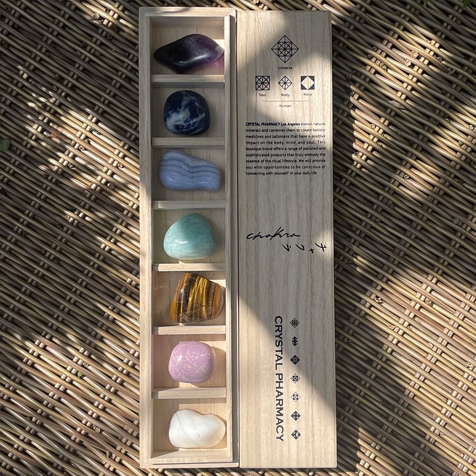 チャクラストーン 軽やかな光のセット | CRYSTAL PHARMACY｜宝石薬局