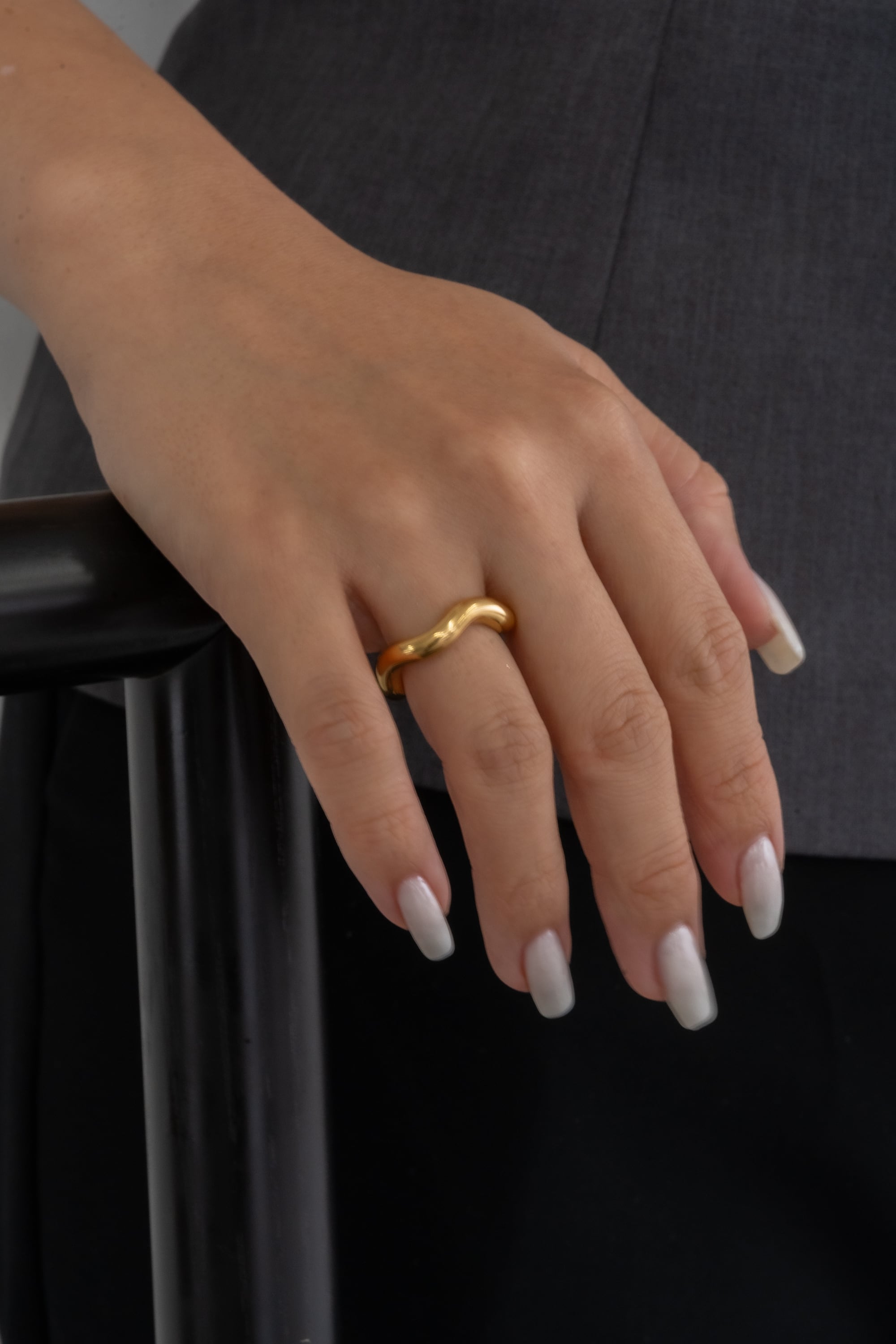 Wave Tube Ring / Wide | ebine(エビネ)|金属アレルギー対応アクセサリー